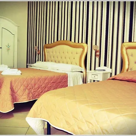 Bed & Breakfast Rovi Station *